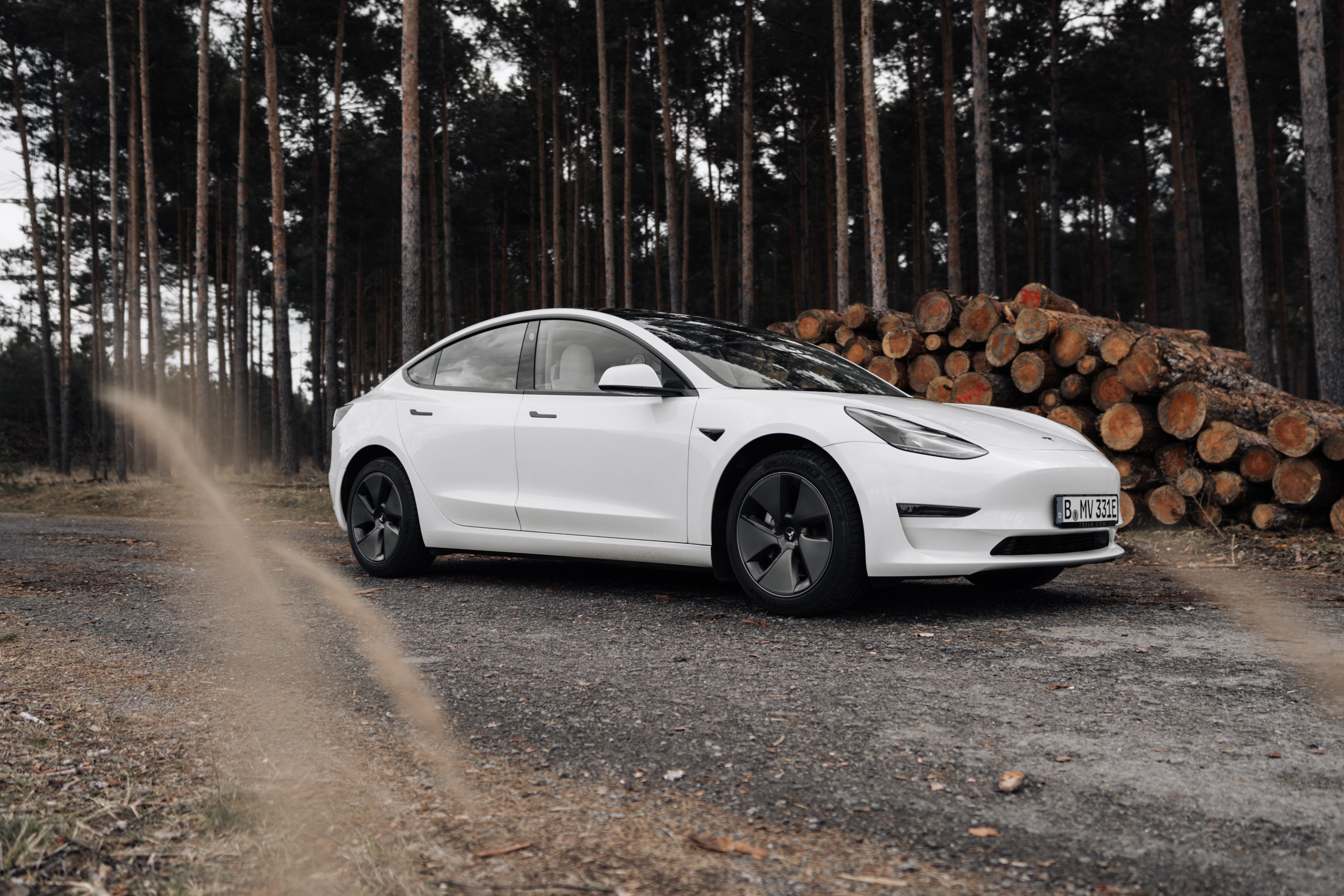 Tesla Model 3 Test - wirklich das beste E-Auto? - Mivodo
