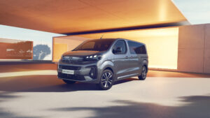 Peugeot Traveller Bilder