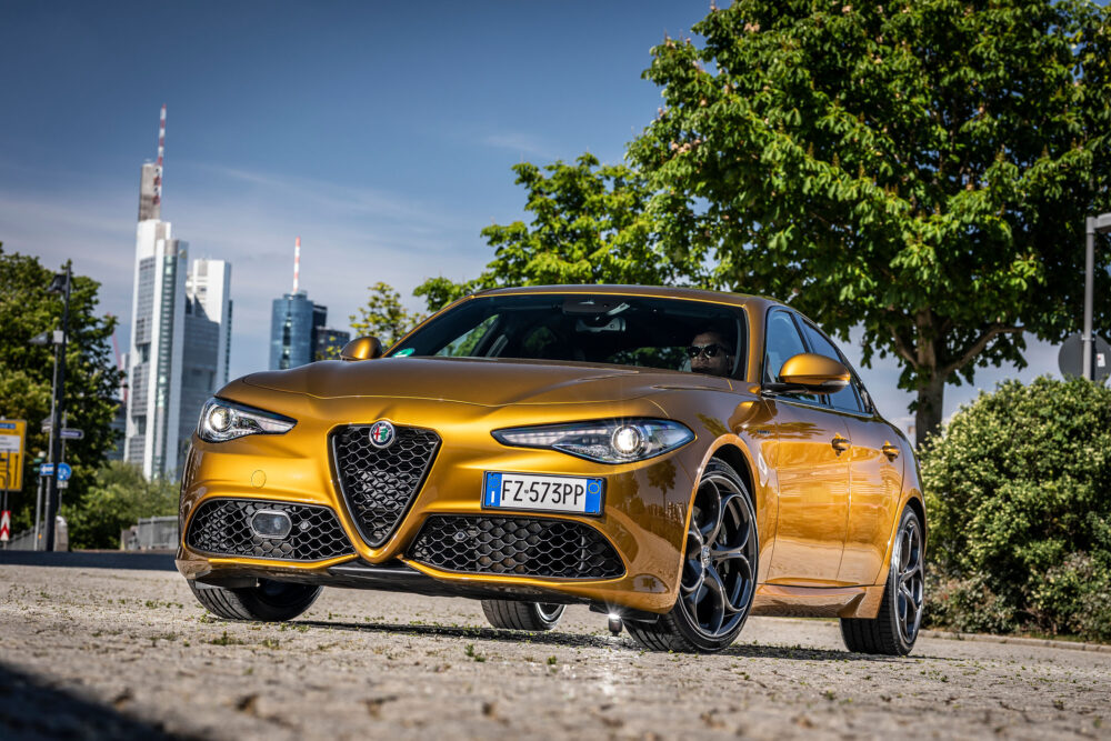 alfa romeo giulia 10