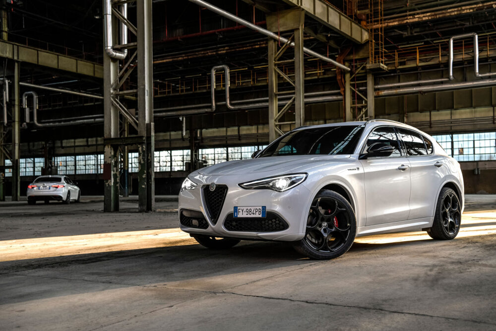 alfa romeo stelvio 05