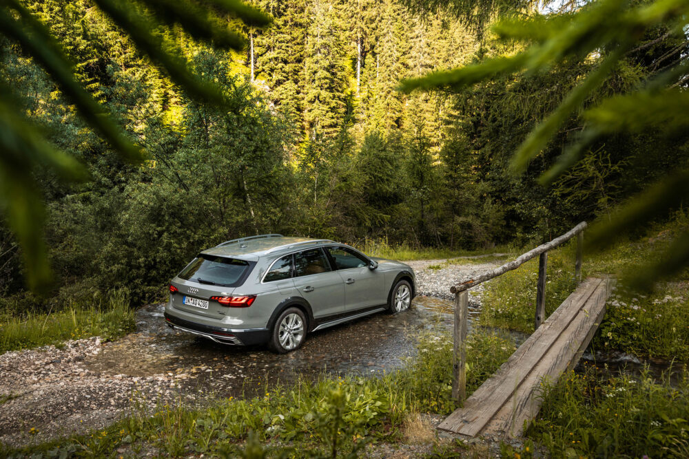 audi a4 allroad 03