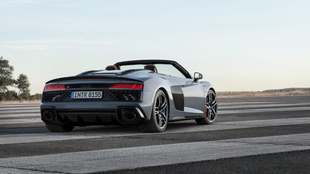 audi r8 spyder 03