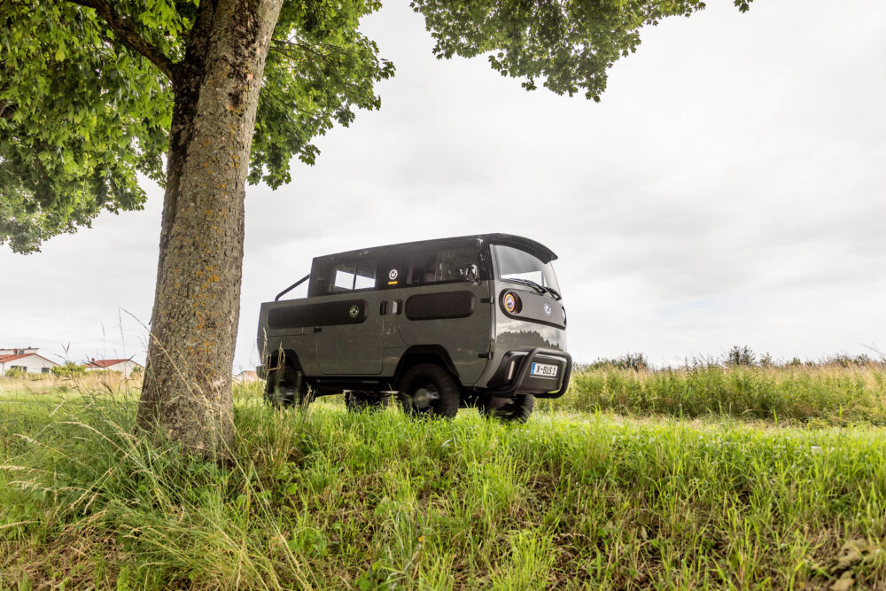 electric brands xbus cabrio 03