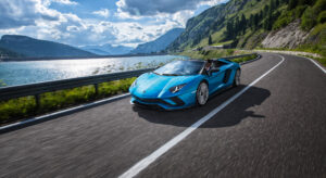 Lamborghini Aventador Roadster (X) Bilder