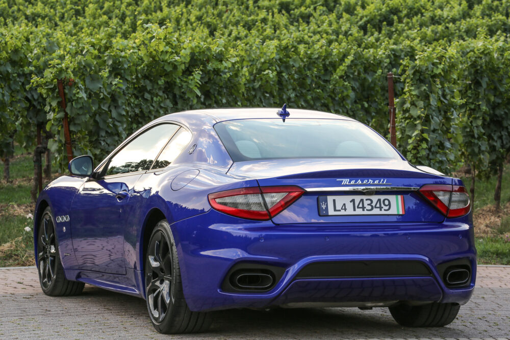 maserati gran turismo 02