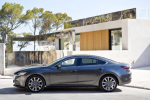 Mazda 6 Stufenheck Bilder