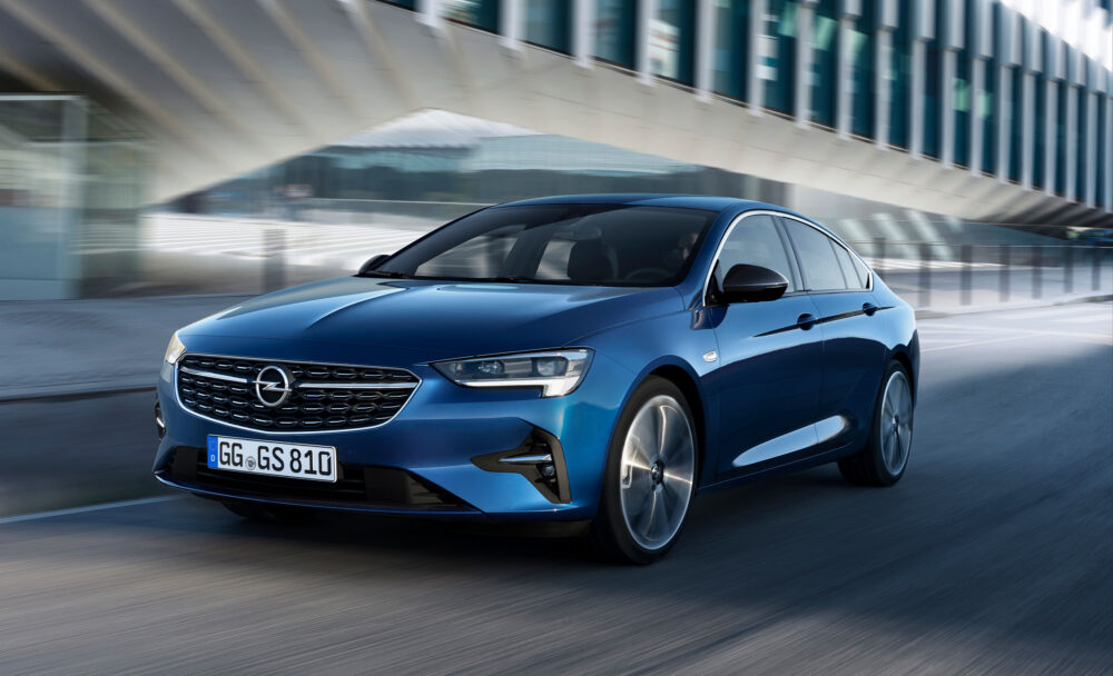 opel insignia grand sport 01