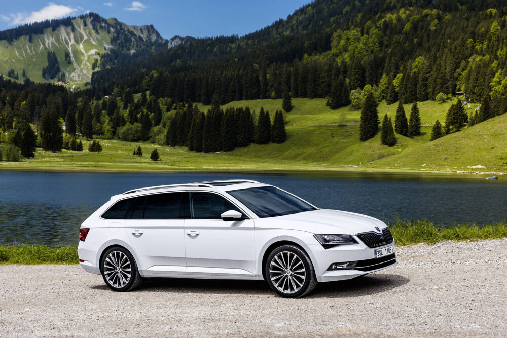 skoda superb combi 07