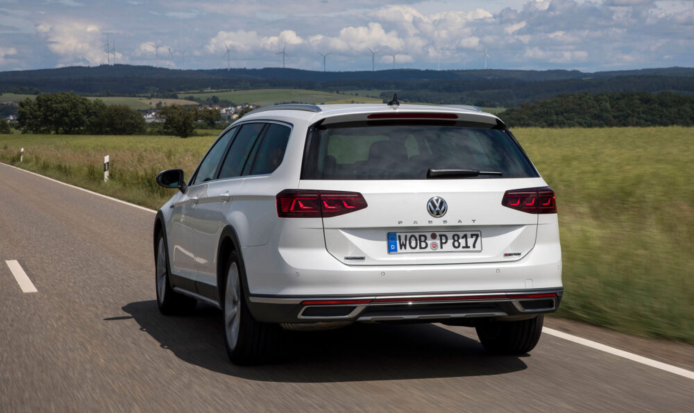 vw passat alltrack 10